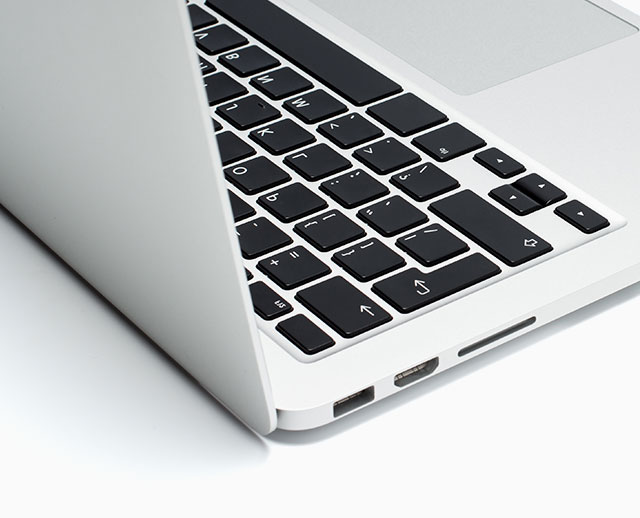 shop-13''-retina-laptop-4 q